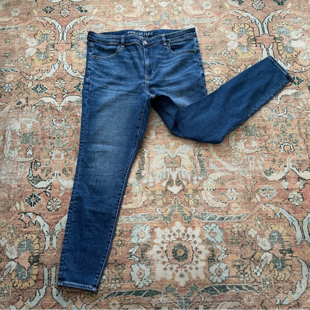 American Eagle High Rise Jegging